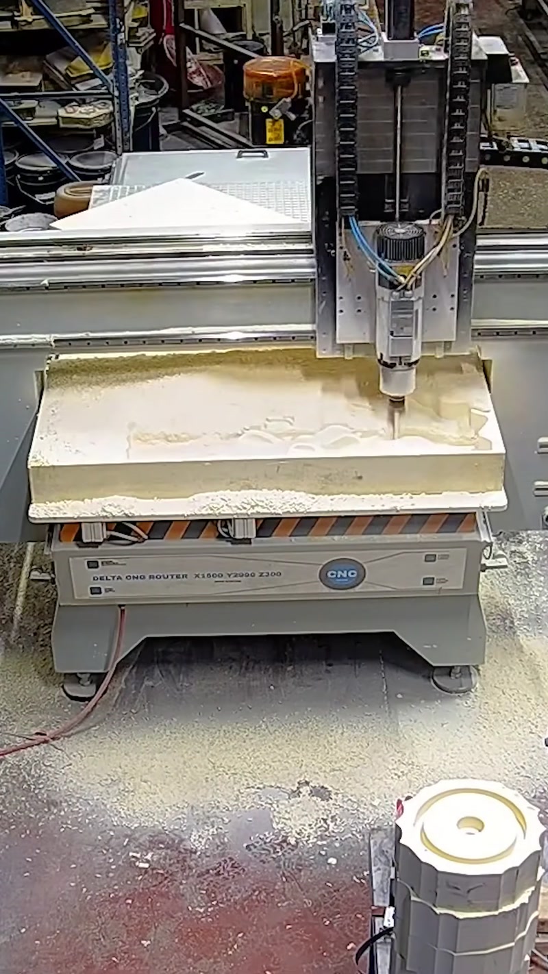 Noul model de relief decorativ cu rochie de mireasă din poliuretan
