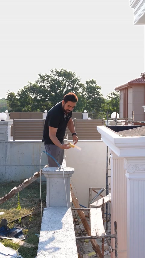 Test practic asupra elementului decorativ montat pe parapetul exterior