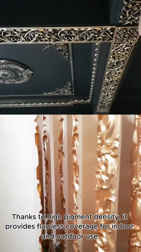 Ansamblu de profile aurii și medalion decorativ pe plafon